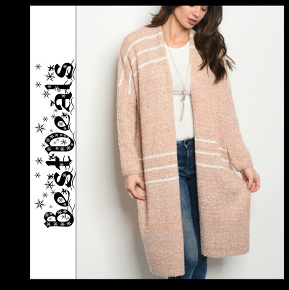 Sweaters - 💦BLUSH WHITE Sweater